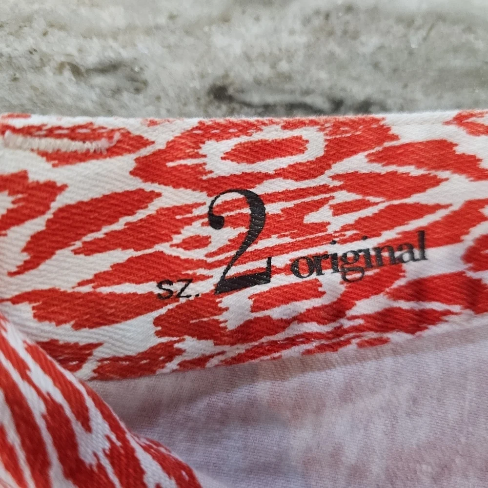 LOFT Orange White Ikat Print Shorts Size 2 Frayed Hem Casual Summer